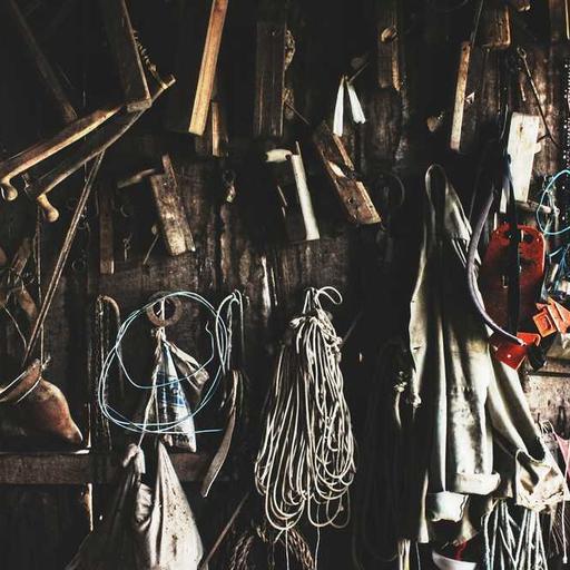 Ketika Kasihmenang Menjadi Jembatan Komunikasi Online